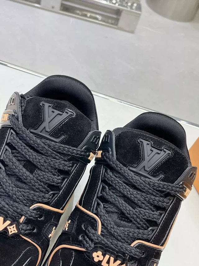 Louis Vuitton Sneakers LV Trainer product detail image 42