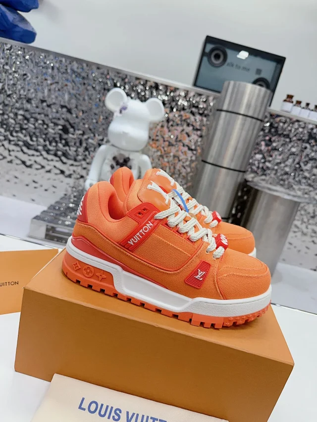 Louis Vuitton Sneakers LV Trainer product detail image 10