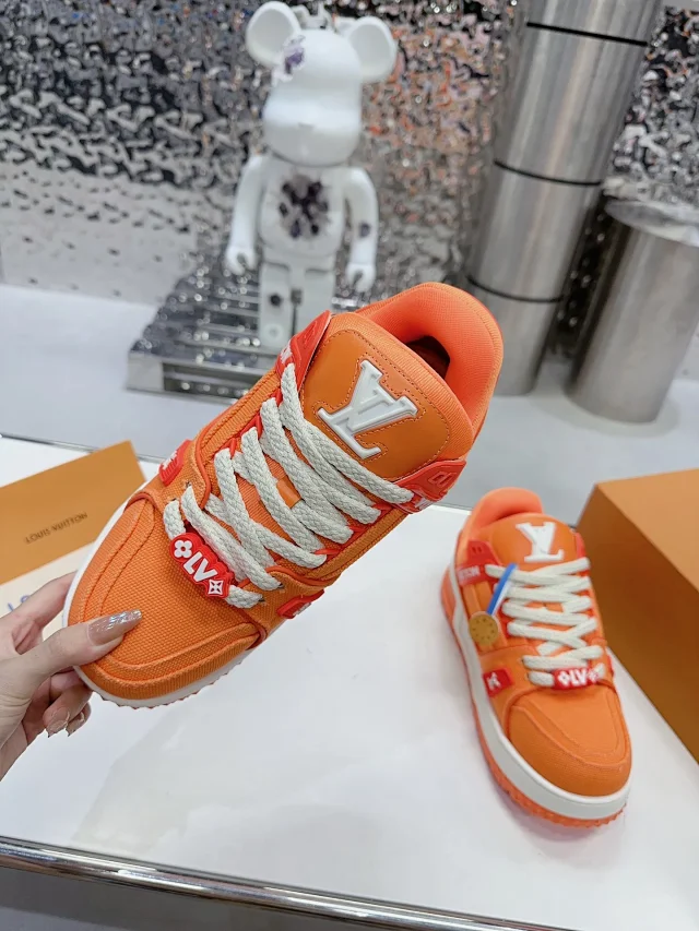Louis Vuitton Sneakers LV Trainer product detail image 14