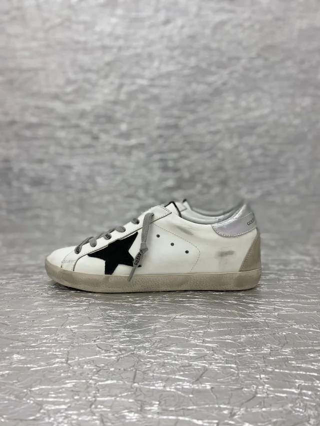 Golden Goose Sneakers Super-Star distressed low-top with star appliqué product detail image 6