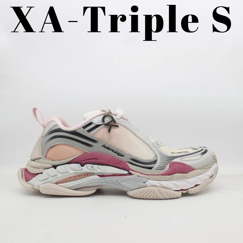 Balenciaga Sneakers Triple S — Pink
