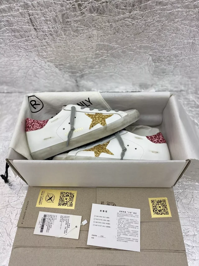 Golden Goose Sneakers Super-Star low-top star product detail image 16