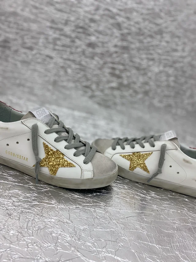 Golden Goose Sneakers Super-Star low-top star product detail image 17