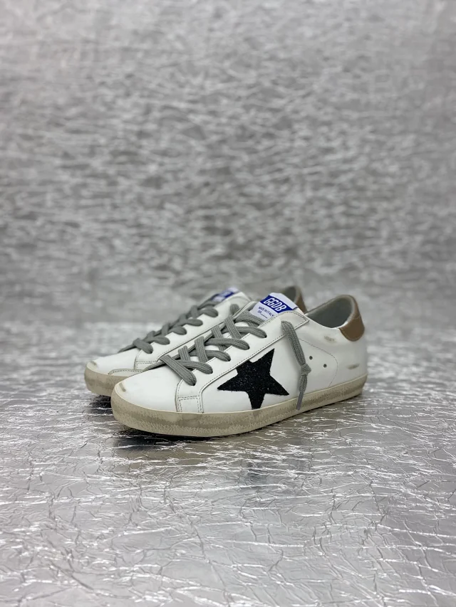 Golden Goose Sneakers Super-Star low-top star product detail image 12