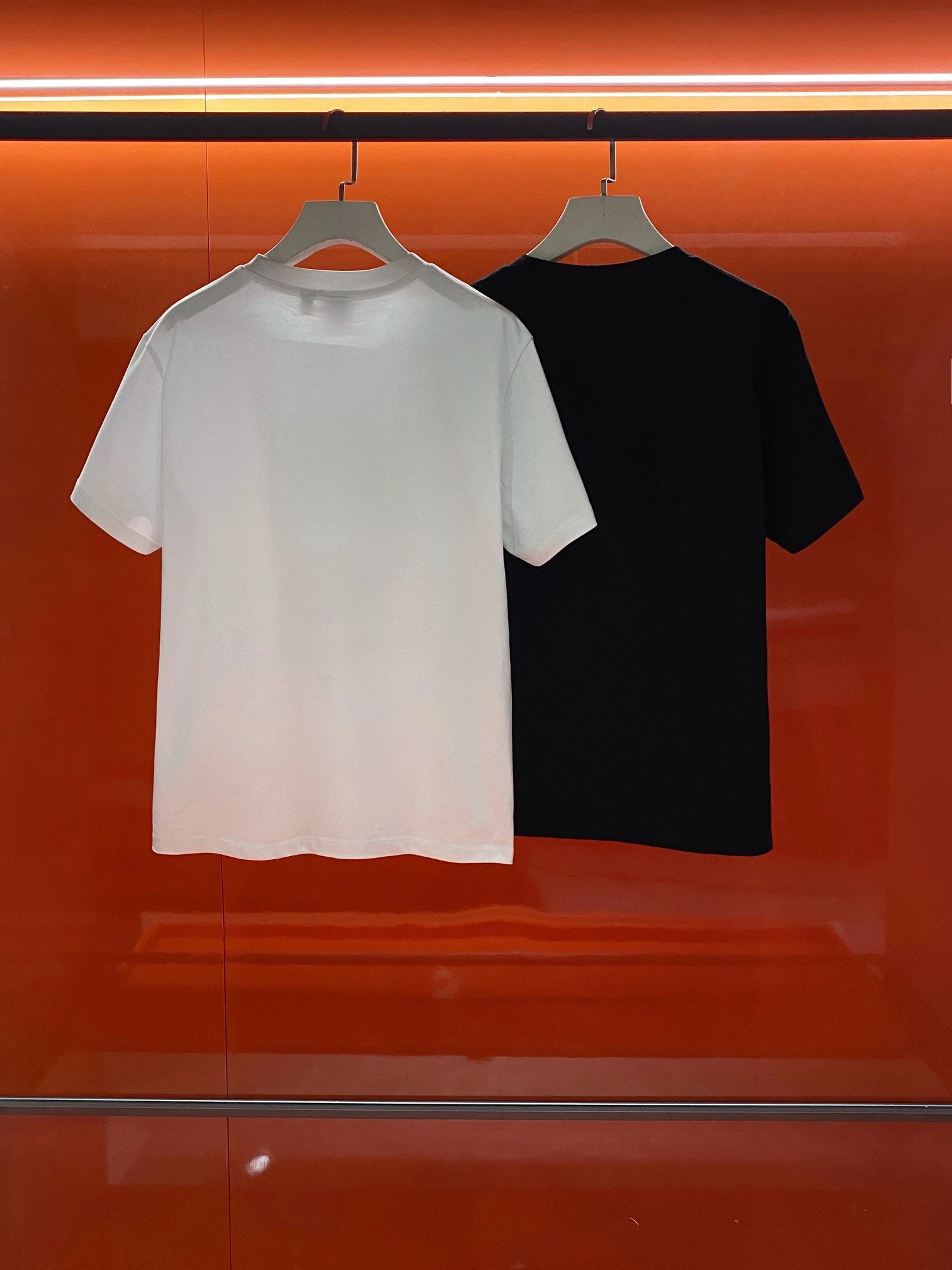 Adidas Originals Graphic Tee foto 2