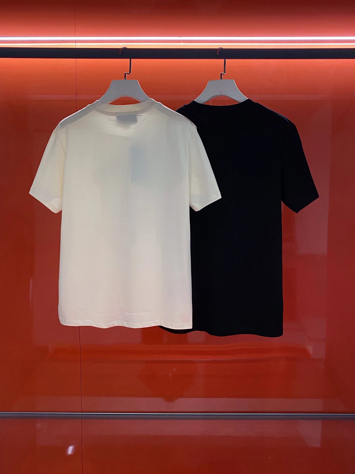 Adidas Originals Graphic T-Shirt foto 2