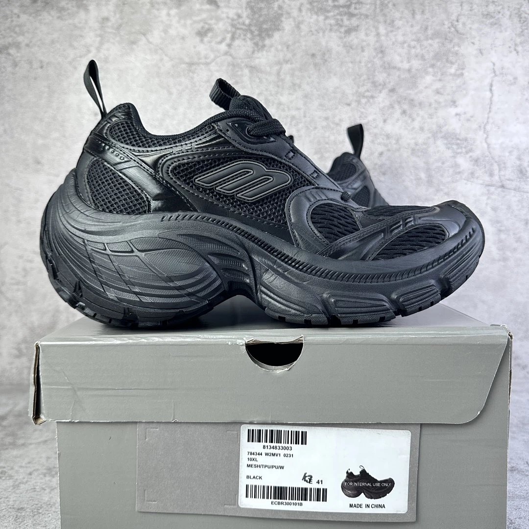 10XL All Black 10231