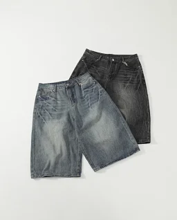 thumbnail for 8800 Bafeng 25SS Newest American Retro Wash Distressed Cracked Silhouette Loose High Street Cropped Denim Shorts for Couples

Fried street god pants are coming, and the upper body is super cool! Heavy industry gradient lightning pattern wash, the fire of Cleanfit extremely loose silhouette design, simple and handsome, American retro high street