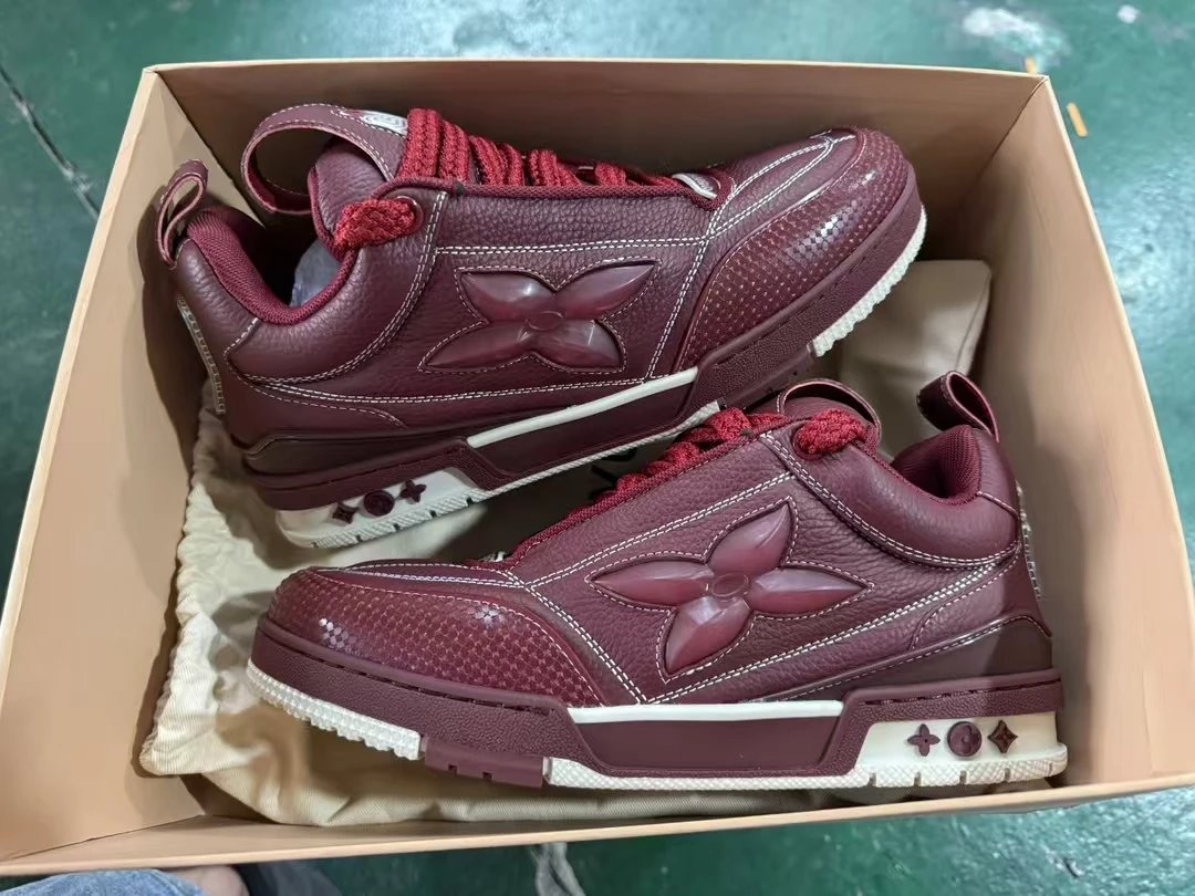 wine red