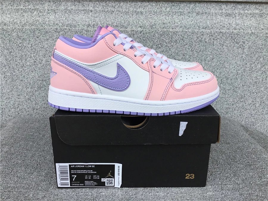 Air Jordan 1 Low University Blue White Sneakers - 11