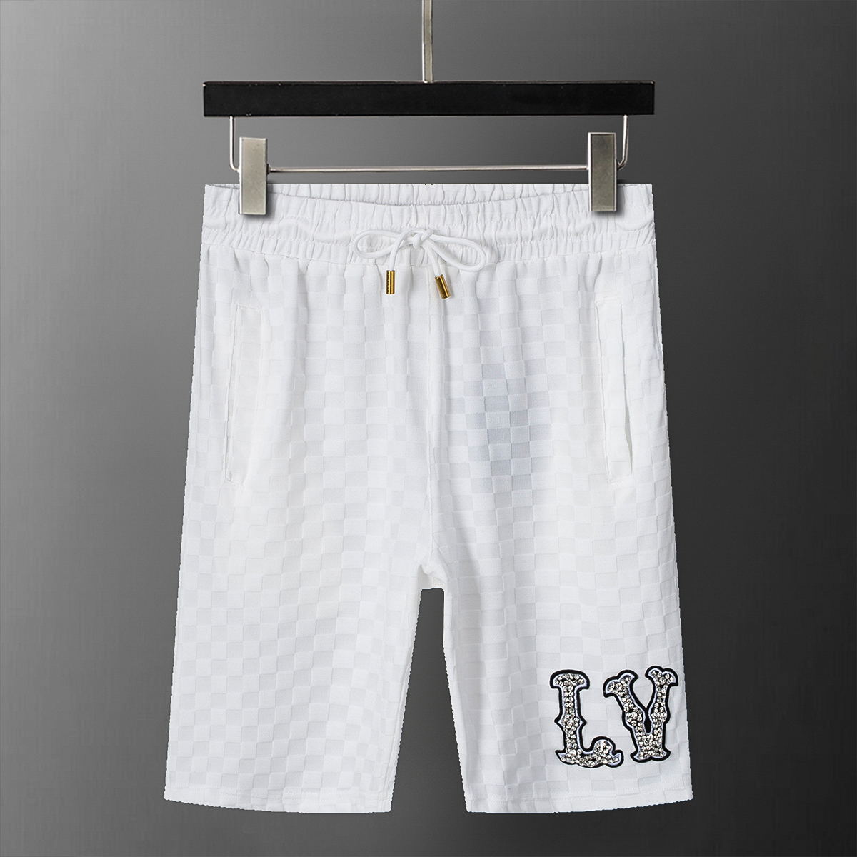 02 White
