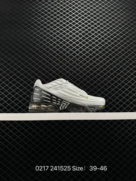 Nike Air Max Plus White / Black / Gold Sneakers Running Shoes - 1