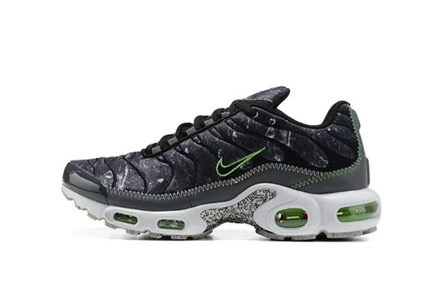 Nike Sneakers Air Max Plus product detail image 15