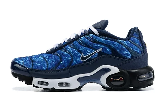 Nike Sneakers Air Max Plus product detail image 29
