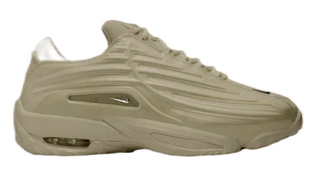 Nike Sneakers Low-Top with Metallic Side Panels product detail image 12