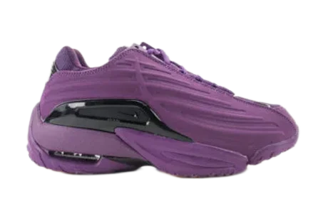 Nike Sneakers Low-Top with Metallic Side Panels product detail image 18