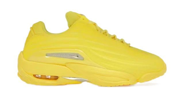 Nike Sneakers Low-Top with Metallic Side Panels product detail image 16