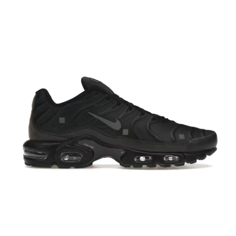 Nike Air Max Plus Sneakers
