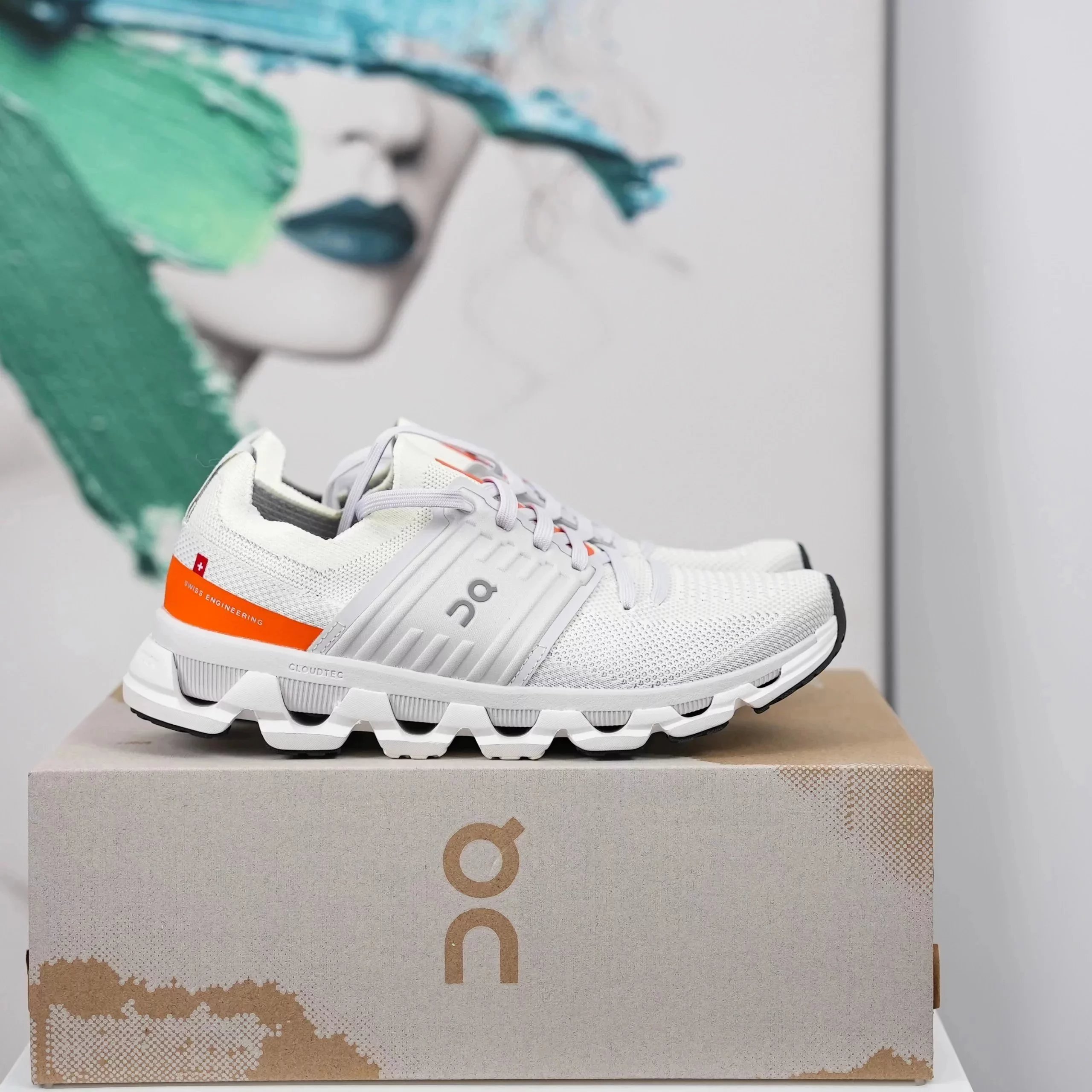 9 White 005