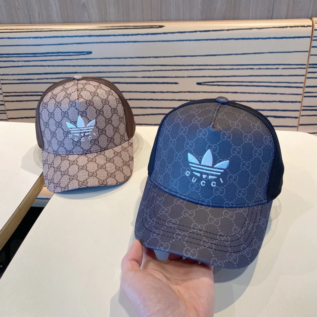 Dior Hats Monogram Bucket Hat — 34 black