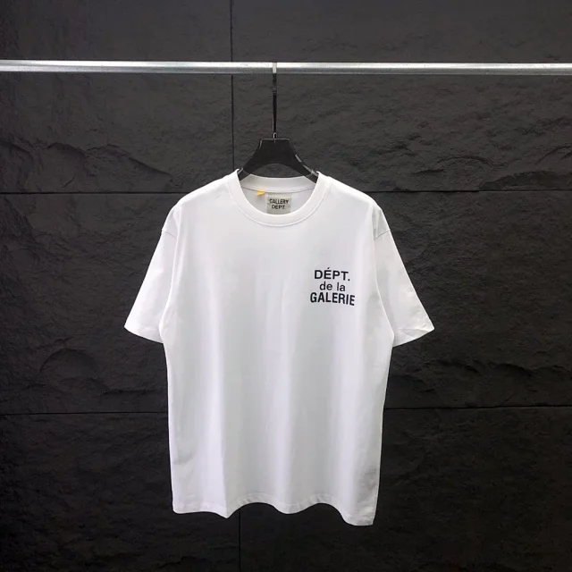 Gallery Dept. T-Shirts Logo Print Short-Sleeve T-Shirt product detail image 12