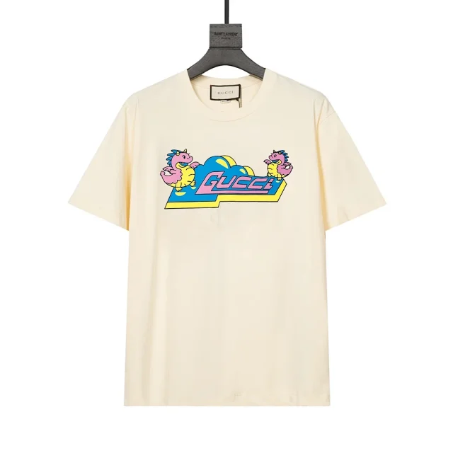 Gucci T-Shirts Logo graphic crew-neck T-shirt product detail image 10