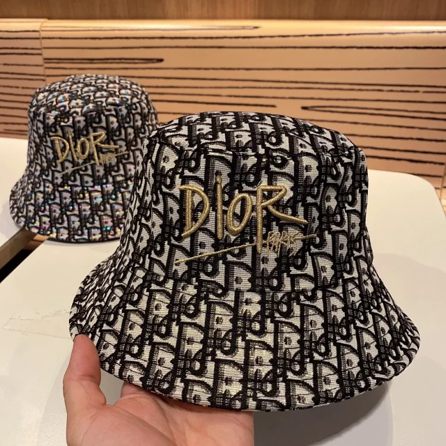 Burberry Hats Bucket and Baseball Caps product detail image 3
