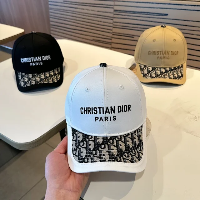 Burberry Hats Bucket and Baseball Caps product detail image 7