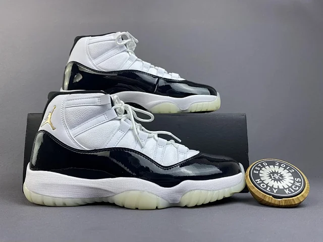 Jordan Sneakers Air 11 High-Top Patent Leather product detail image 4