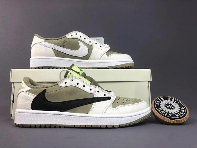 Nike Sneakers Air Jordan 1 Low x Travis Scott with reverse Swoosh product detail image 8
