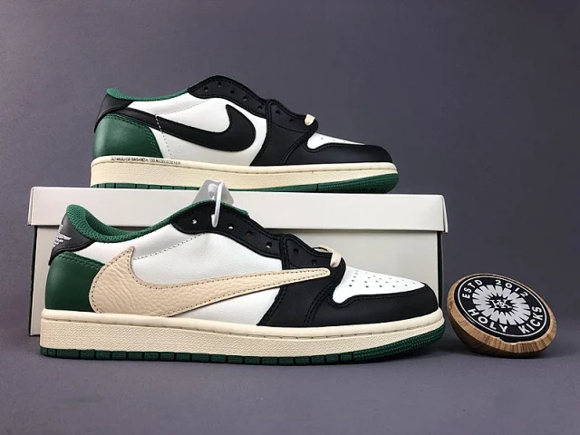 Nike Sneakers Air Jordan 1 Low x Travis Scott with reverse Swoosh product detail image 13