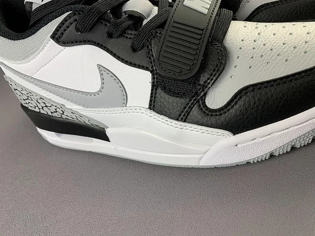 Nike Sneakers Jordan Legacy 312 Low product detail image 9