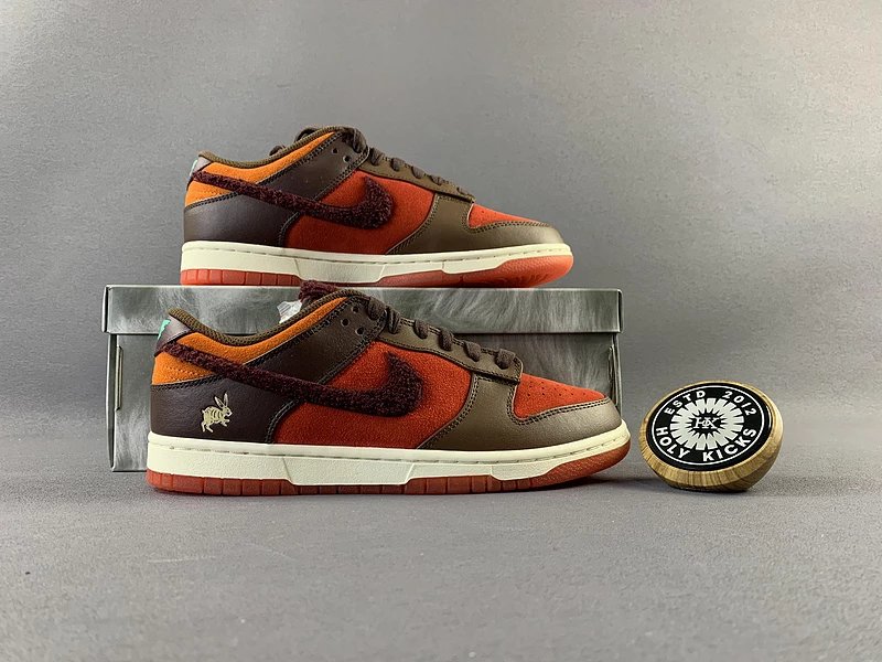Nike Dunk Low GBatch Sneakers