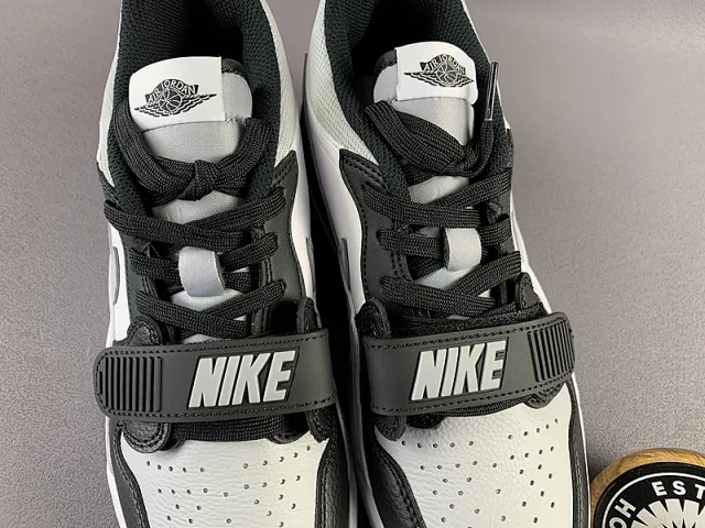 Nike Sneakers Jordan Legacy 312 Low product detail image 8
