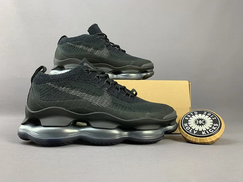 Nike Air Max Scorpion Flyknit Triple Black