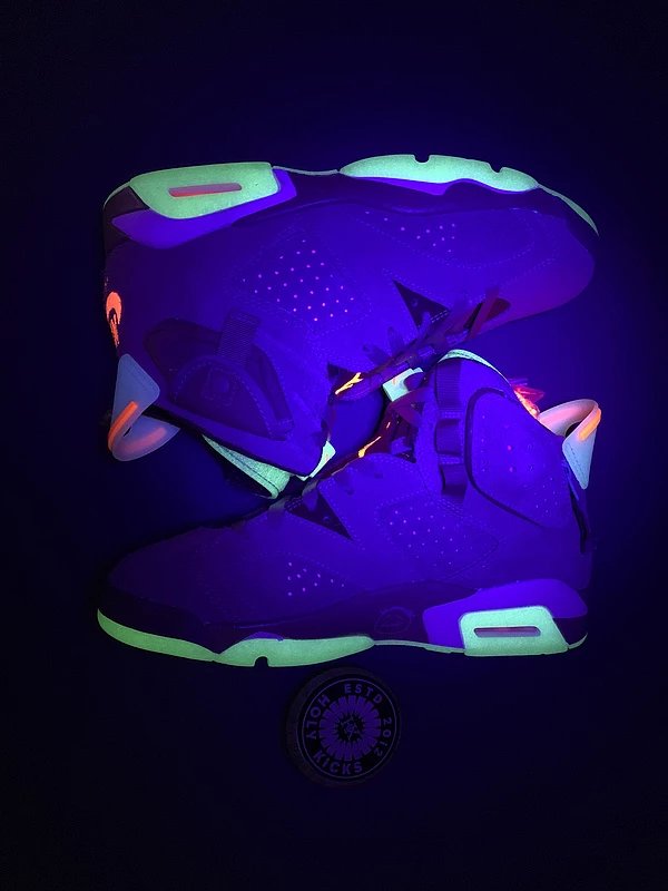 Air Jordan 6 Retro 'Infrared' Pale Grey Sneakers - 5