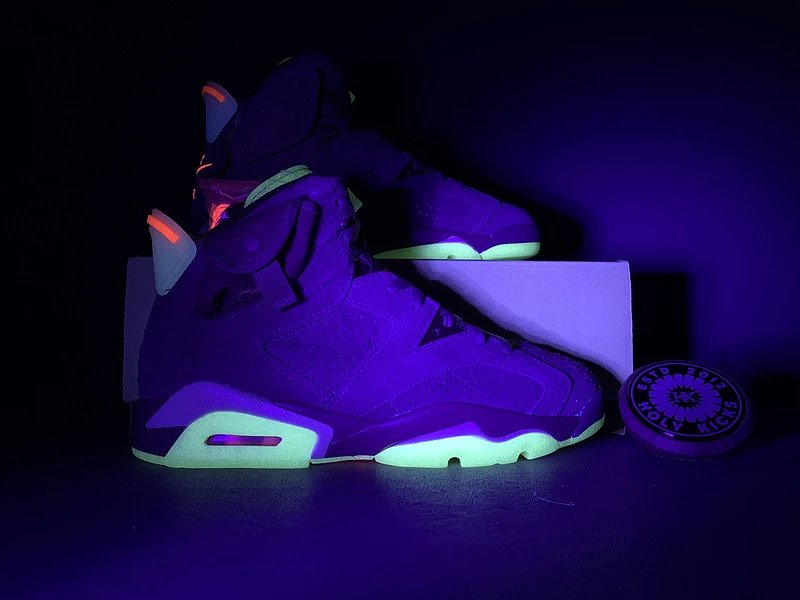 Air Jordan 6 Retro 'Infrared' Pale Grey Sneakers - 10