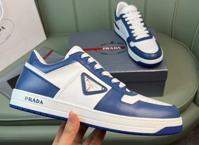 Prada Sneakers Low-top lace-up triangle-logo product detail image 10