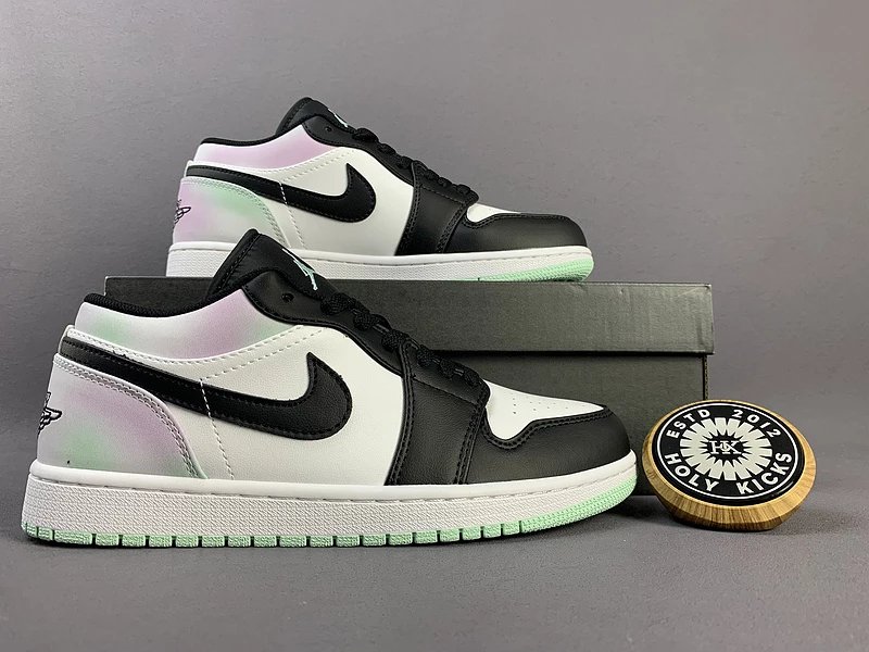 Nike Air Jordan 1 Low 'Mocha' Sneakers - 8