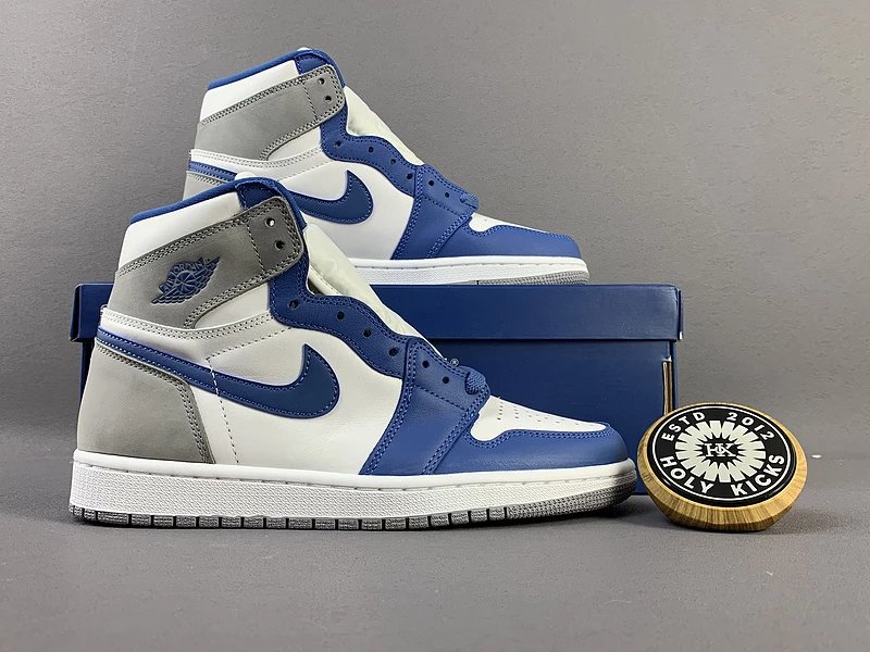 Jordan 1 Retro High OG True Blue Grey White