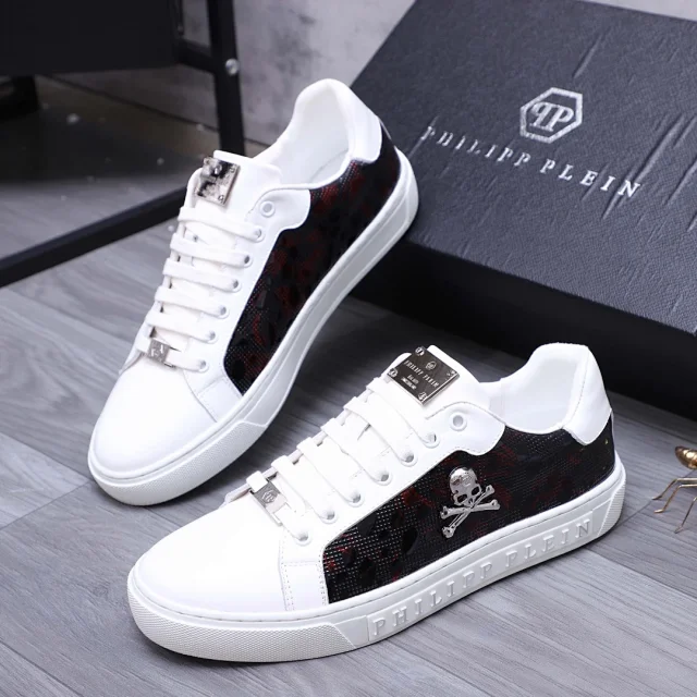 Philipp Plein Sneakers Low-top lace-up with skull-and-crossbones side hardware product detail image 2