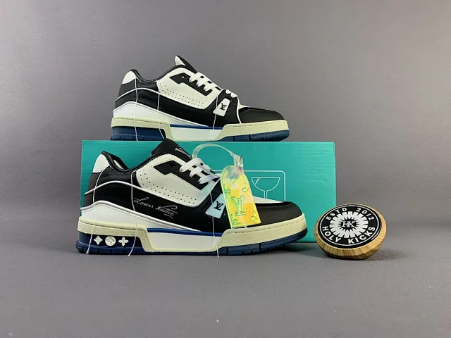 Louis Vuitton Sneakers LV Trainer product detail image 14