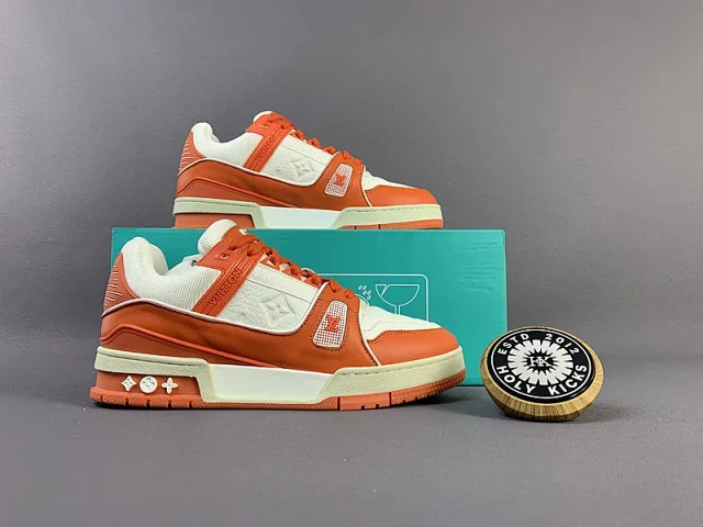 Louis Vuitton Sneakers LV Trainer product detail image 11