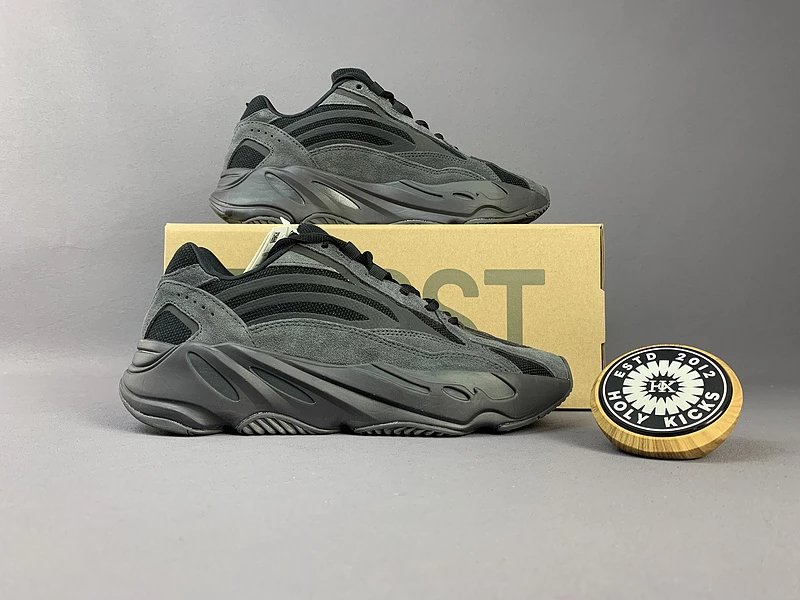 Adidas Yeezy Boost 700 V2 Geode Dark Grey