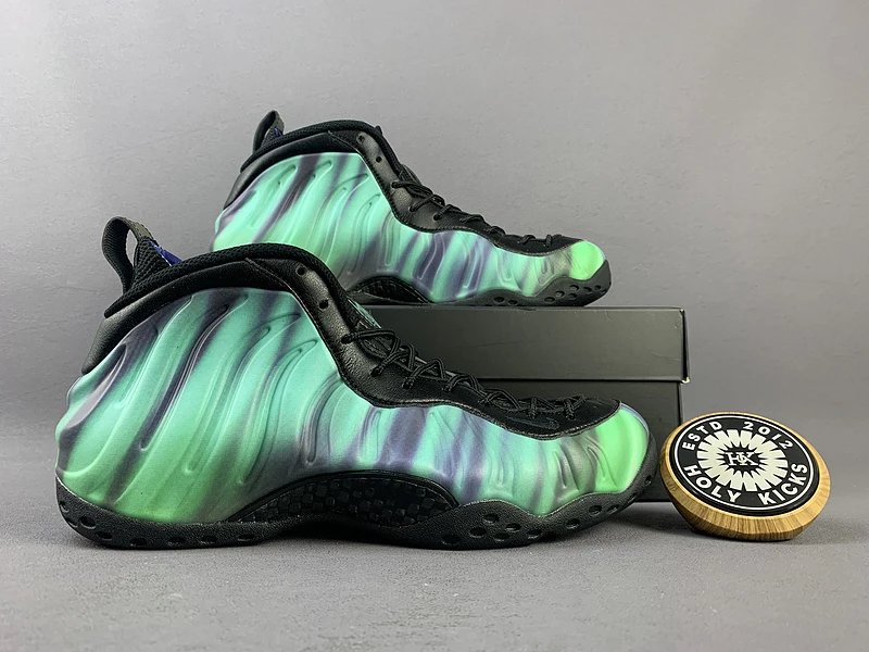 Nike Air Foamposite One Northern Lights Green
