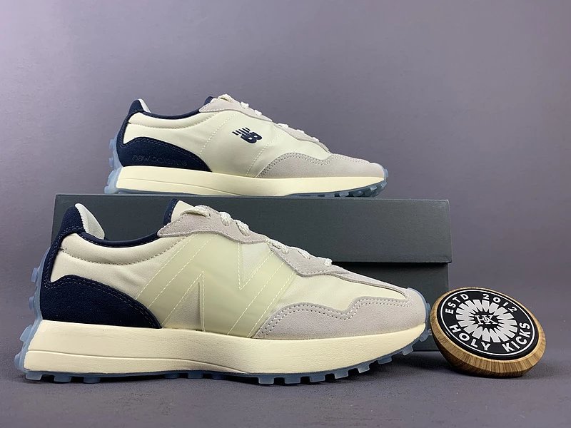 New Balance 327 Burgundy White Sneakers - 17