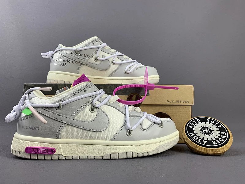 Nike Dunk Low x Off-White Snea
