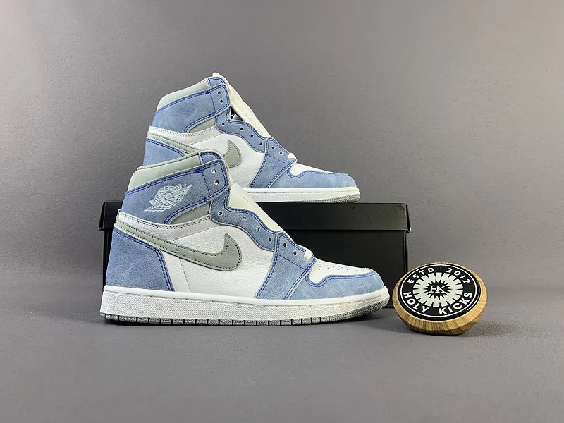 Jordan 1 Retro High Hyper Royal Suede White