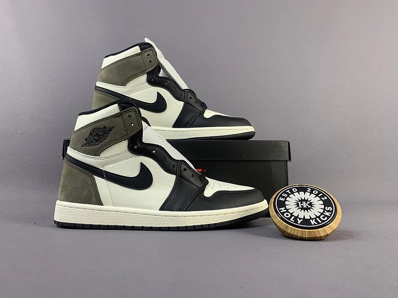 Jordan 1 Retro High OG Dark Mocha White Black