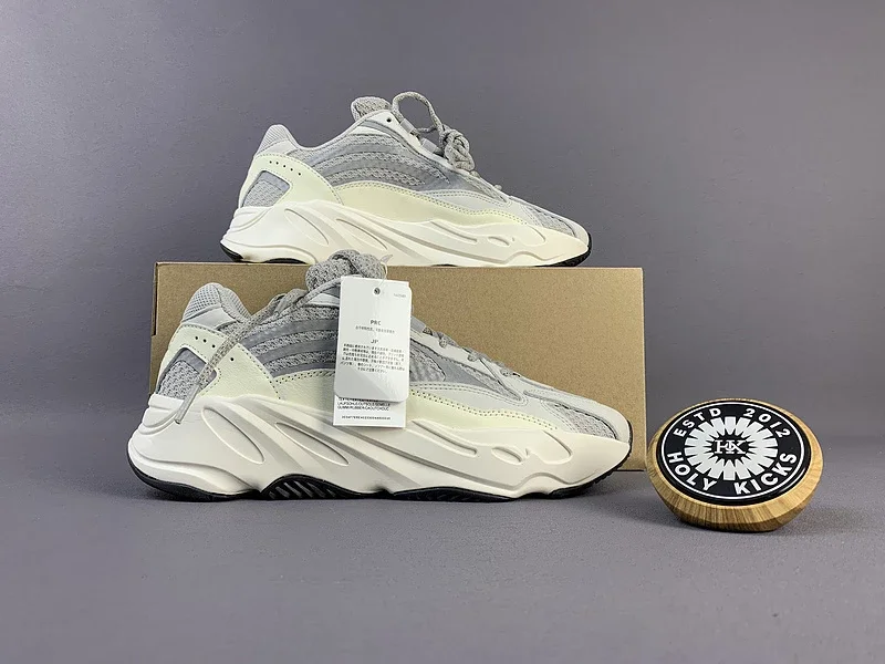 Yeezy 700 Sneakers